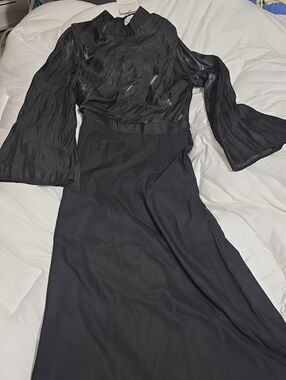 Elegant Black Long Sleeve Maxi Dress